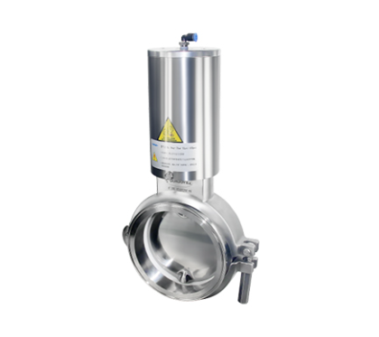 Válvula borboleta em aço inox 316L com atuador pneumático vertical liso, projetada para automação de pó fino e processos com alta exigência de limpeza
